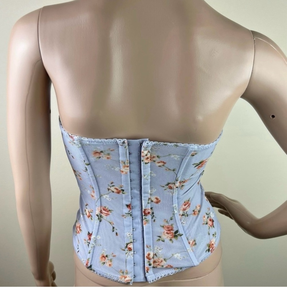 NEW WEWOREWHAT REVOLVE LACE FLORAL PRINT CORSET - Picture 5 of 5